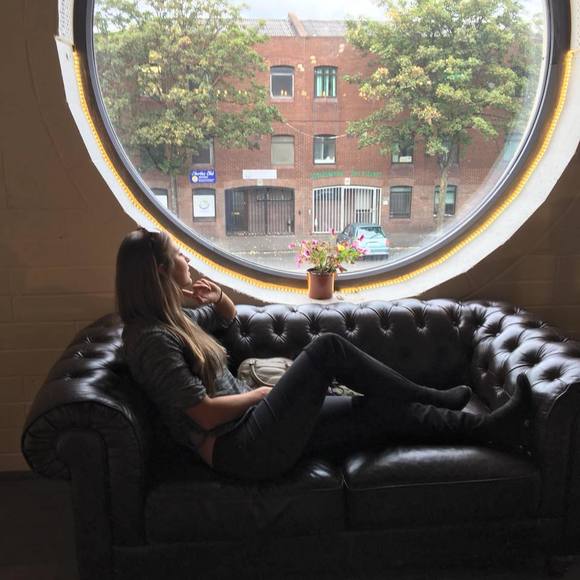 Meet your Posher, Bruna - Picture 1 of 1